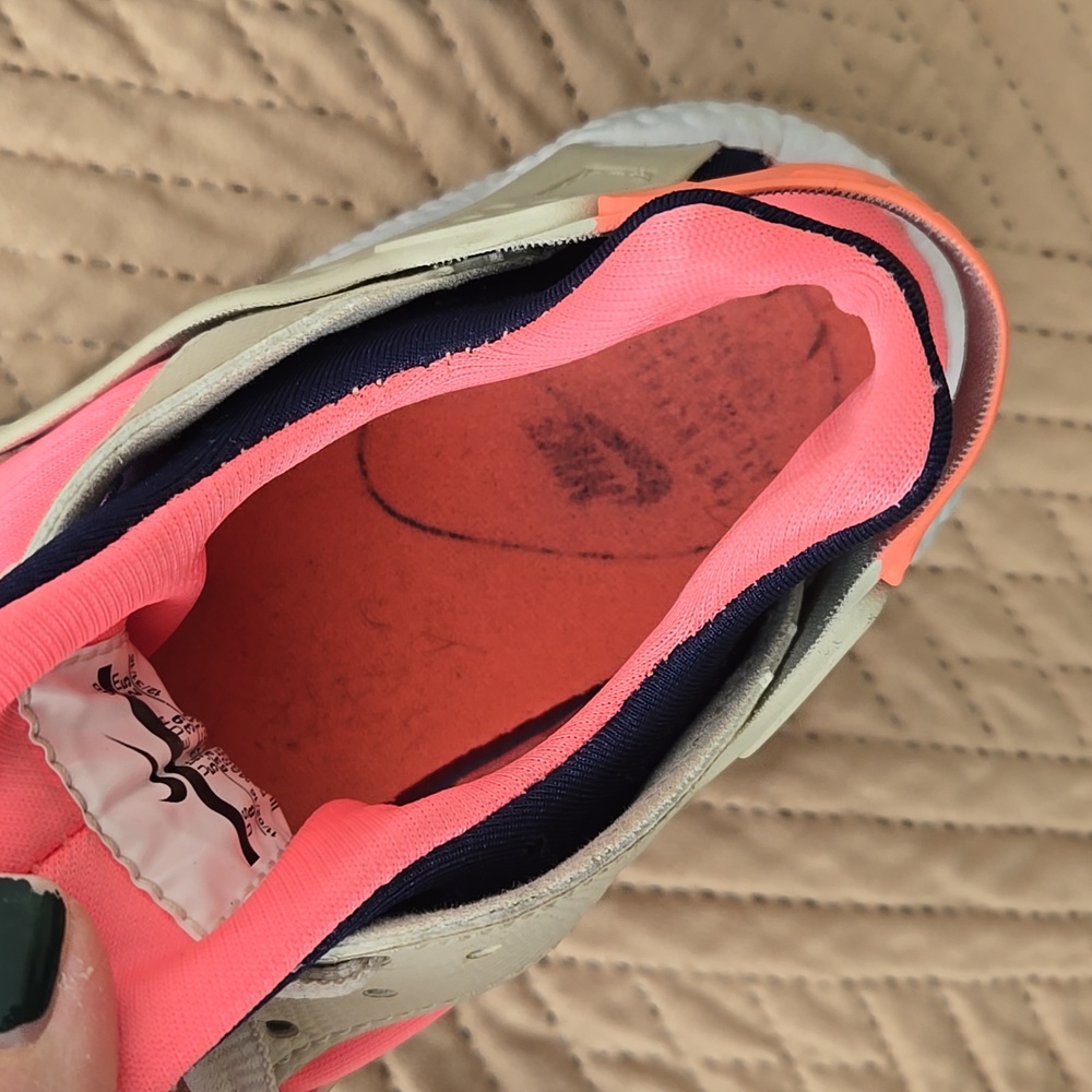 Nike Women's Navy and Pink Sneakers - Picture 12 of 13